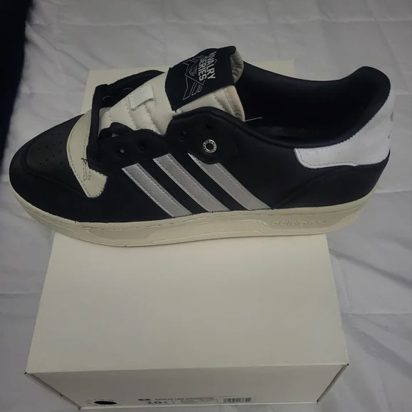 Adidas Rivalry  Consortium - Picture 11 of 12